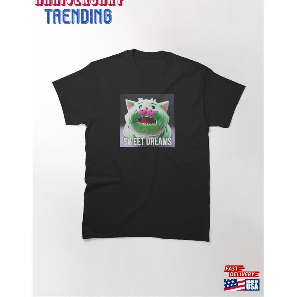 Sweet Dreams Retro Quote Graphic Streetwear T-Shirt